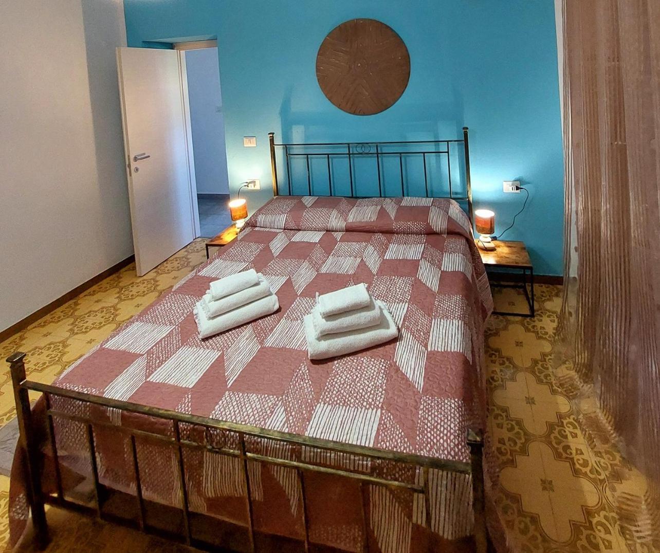 La Pintadera Sarda Apartment Carbonia Ngoại thất bức ảnh