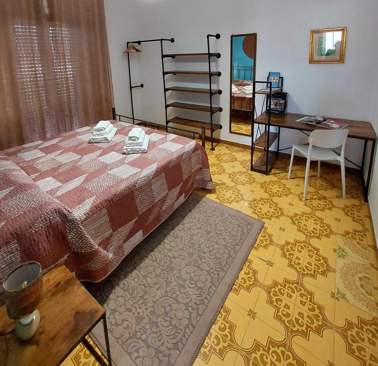 La Pintadera Sarda Apartment Carbonia Ngoại thất bức ảnh